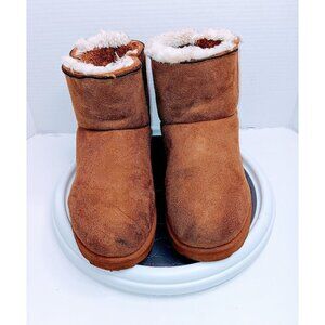 Cozy Mudd Womens Size 11 Brown Faux Suede & Sherpa Lined Ankle Boot Slippers